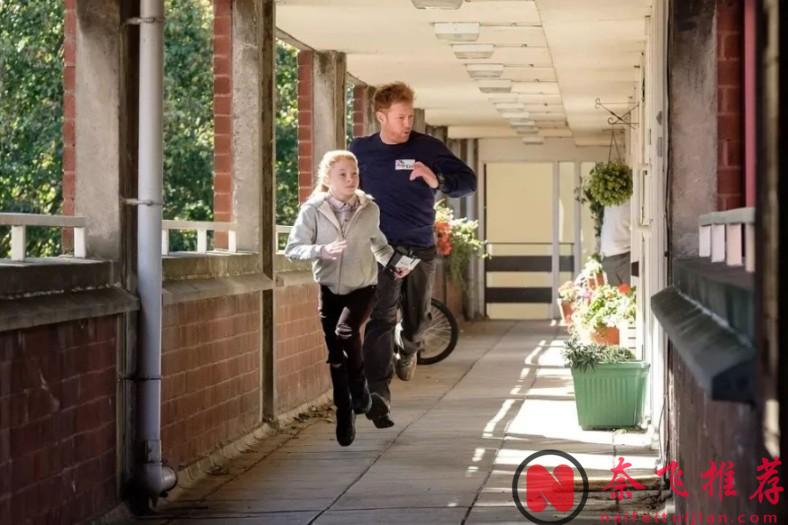 爛番茄88%，這部英劇《對不起，我們錯過了你/對不起，錯過你/抱歉我們錯過你了》真實到被英議會引用為參考材料，不容錯過！