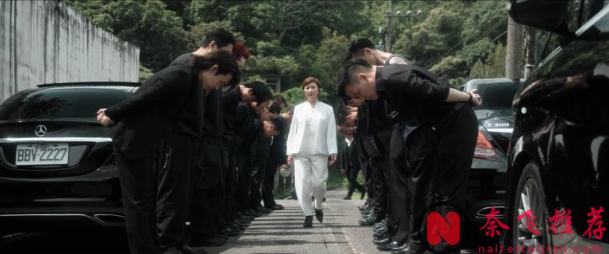 恐怕也只有 Netflix 出品地台剧《谁是被害者 第二季》才有能有这尺度吧！