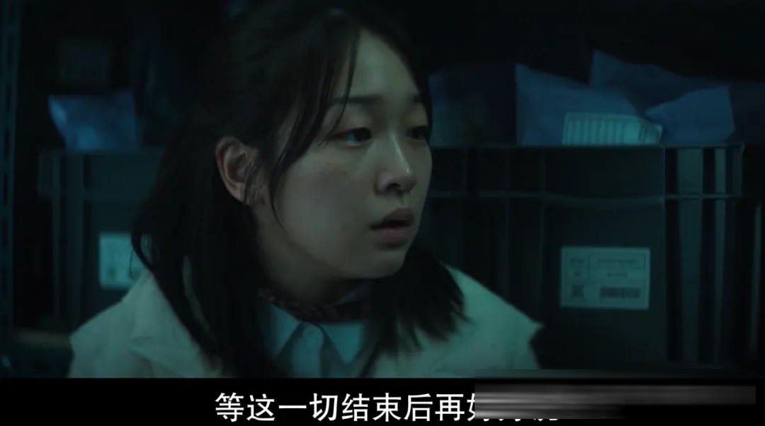 《群体》(港译《尸杀禁区》)影评:延尚昊的僵尸新作,好看但降智