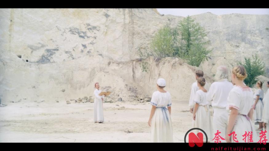 經典尺度邪典恐怖片《仲夏夜驚魂/仲夏魘》，看得人頭皮發麻！