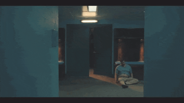 没有毒枭，没有权斗，只有三个人的选择，却比枪战更危险！