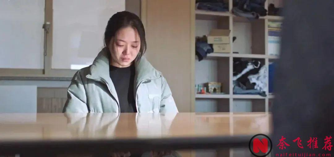 揭秘年轻人绝望背后的真实原因，年度最「无力」的电影《下一个素熙/阴影下的她》...