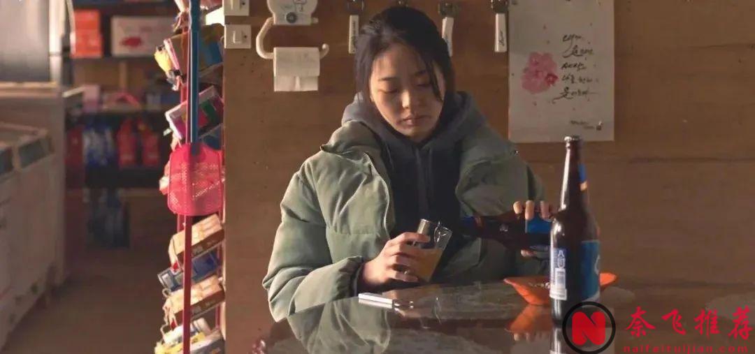 揭秘年轻人绝望背后的真实原因，年度最「无力」的电影《下一个素熙/阴影下的她》...