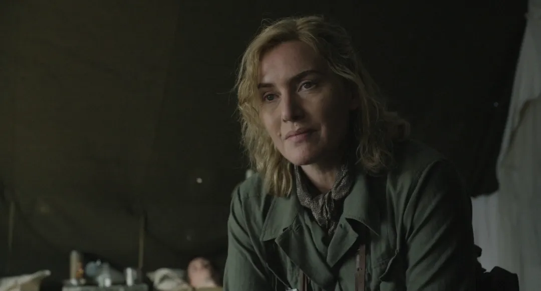 影后又为艺术献身！这次致敬另一个女神《李·米勒》