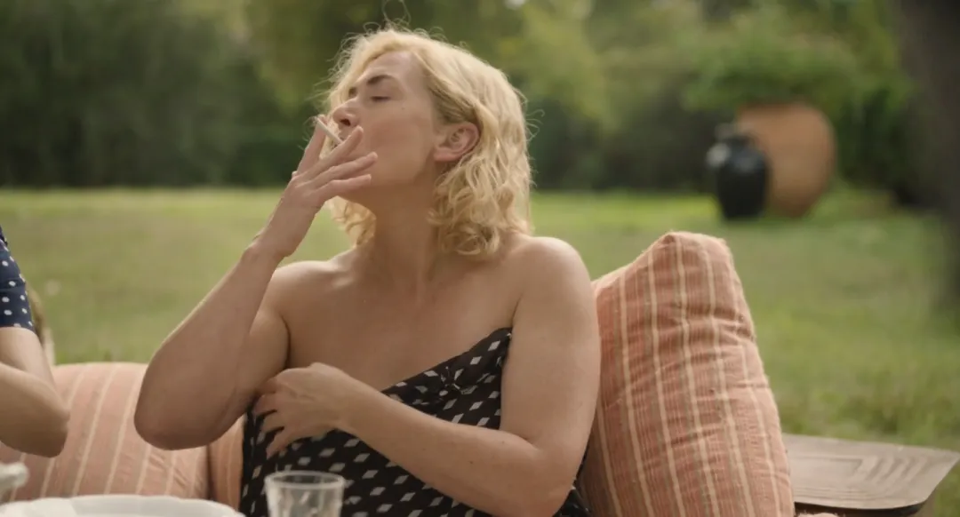 影后又为艺术献身！这次致敬另一个女神《李·米勒》