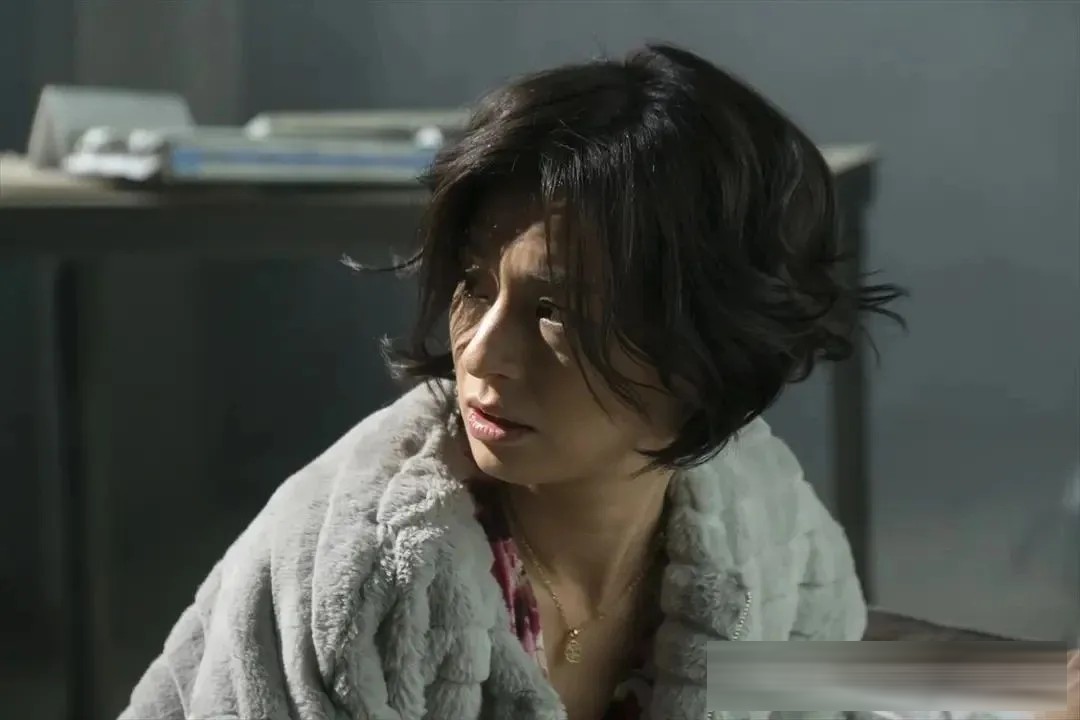 日剧《绝叫》：尾野真千子四集演完一个底层女性的大半生