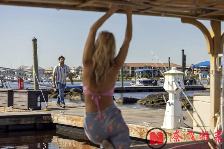 一口气看完 Netflix 大尺度情欲戏《佛罗里达男子》（Florida Man）！