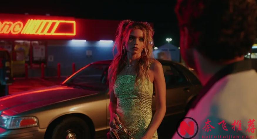 一口气看完 Netflix 大尺度情欲戏《佛罗里达男子》（Florida Man）！