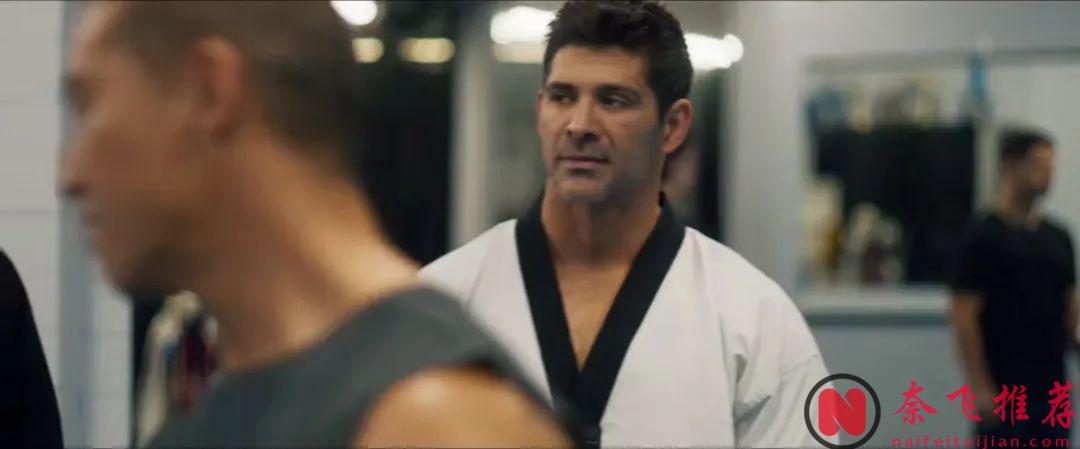 剧情不够，打斗来凑，澳大利亚这部动作爽剧《最后一场战斗》够爽！