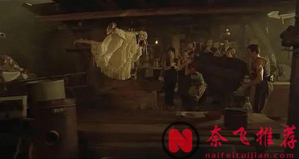 这部史诗级神作《地下/地下社会》虽然是一出无比深情的荒诞闹剧，但我愿称之为「天人之作」！