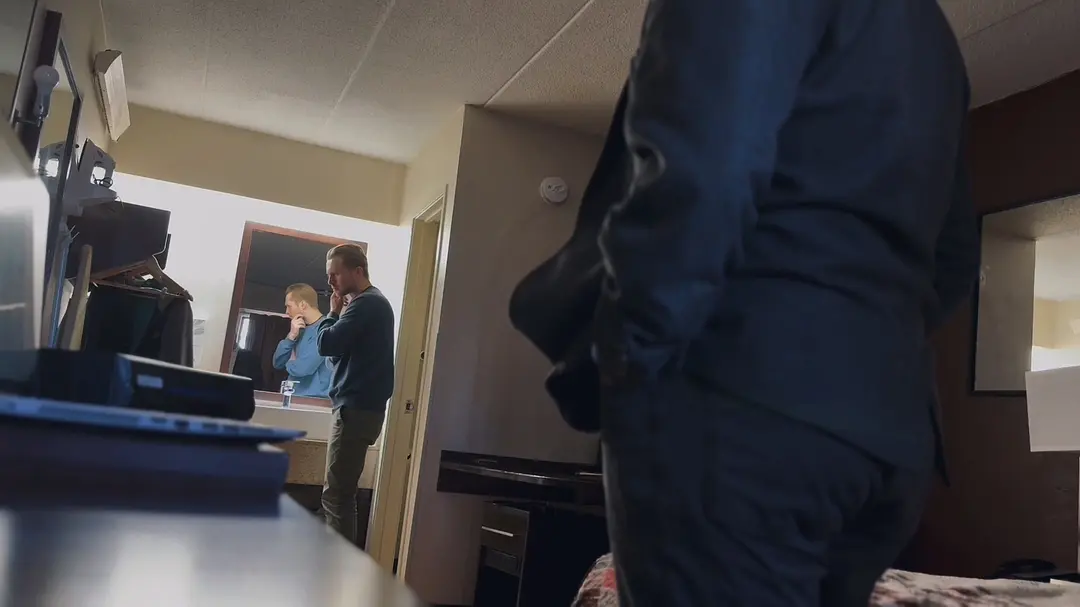 氛围爆表！《恐怖素材》导演新作《黑伞人》依旧满满压迫感