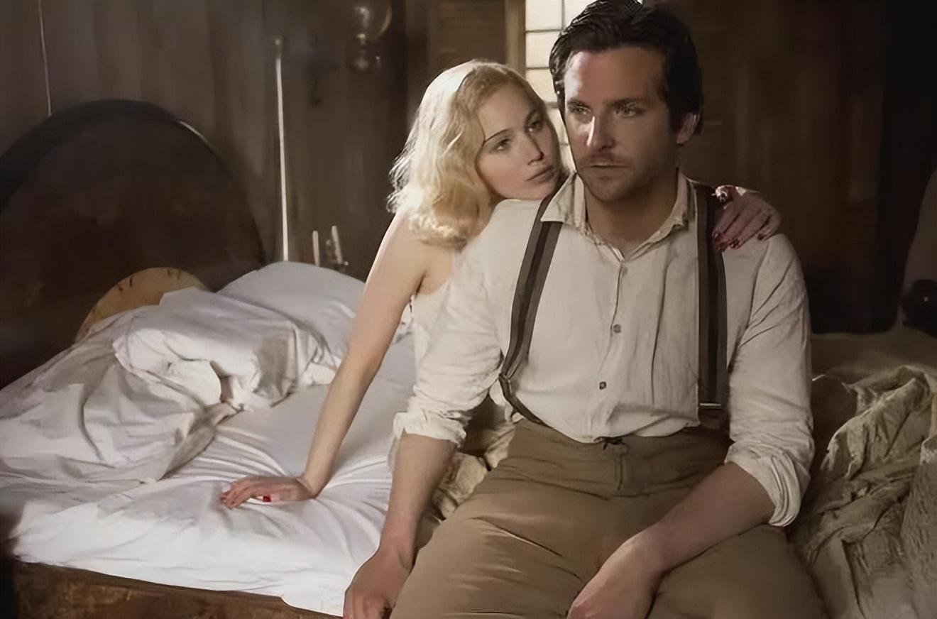 「珍妮佛·劳伦斯 」为艺术献身的6部高分电影，即有尺度又养眼