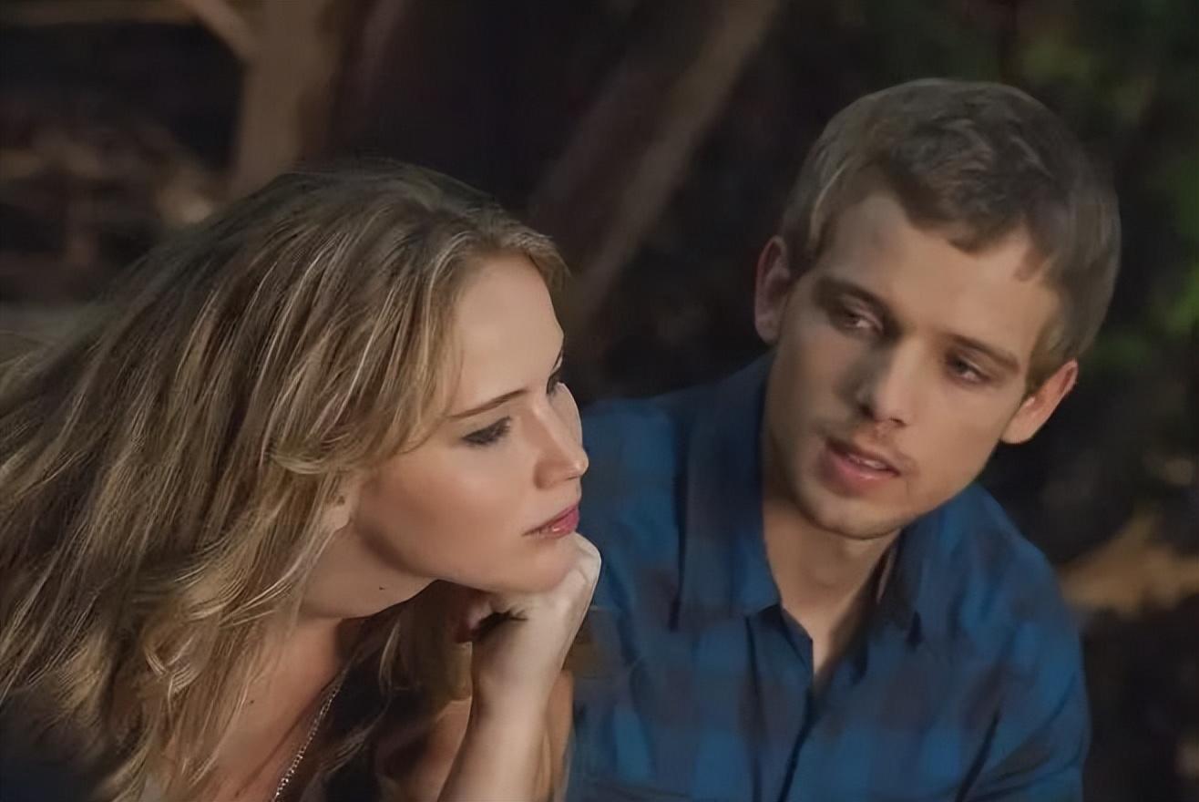 「珍妮佛·劳伦斯 」为艺术献身的6部高分电影，即有尺度又养眼