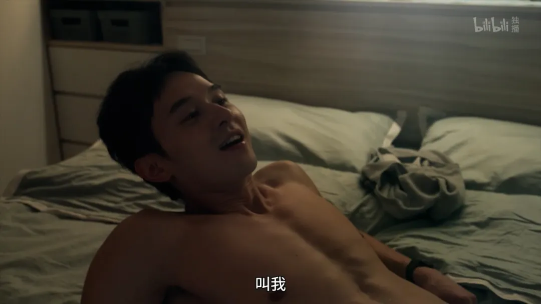 开局就船戏，这不新上的台剧《秘书俱乐部》，意外的好看，挺上头