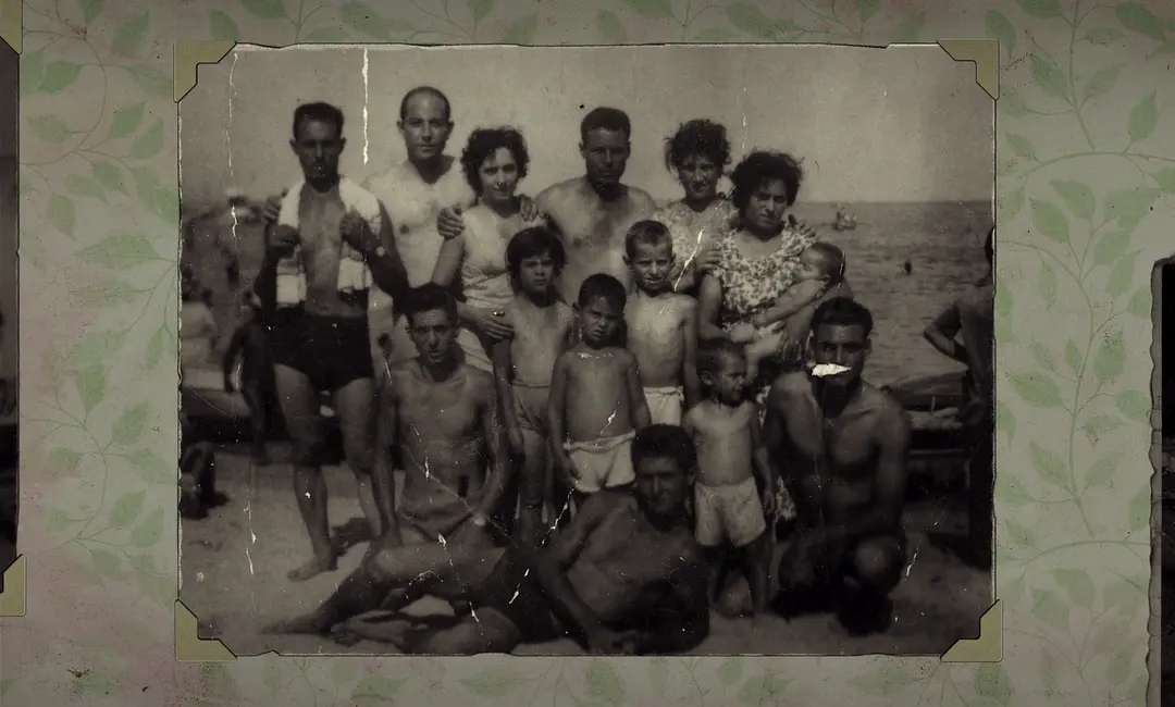 不愧是网飞，世界上最离奇的抢劫案，被它拍出来了！就是这部《不翼而飞：世纪大劫案》