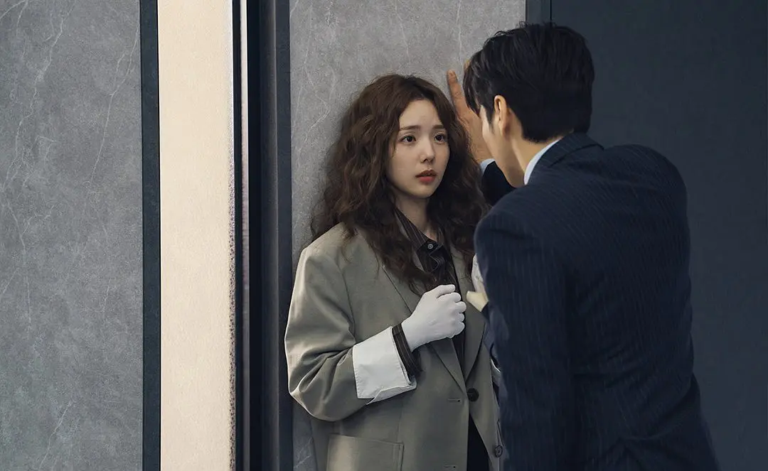 Netflix奇幻韩剧《恋爱充电中》，一口气刷完这部久违的超有cp感的剧，真的好爽！