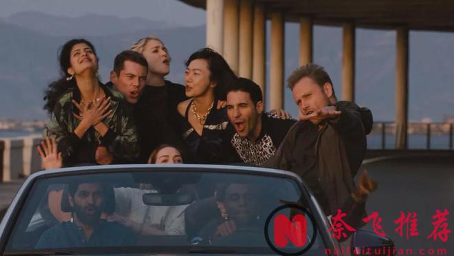 Netflix 出品的高分美劇《超感8人組/超感獵殺》是一種在現實中永遠無法實現的烏托邦