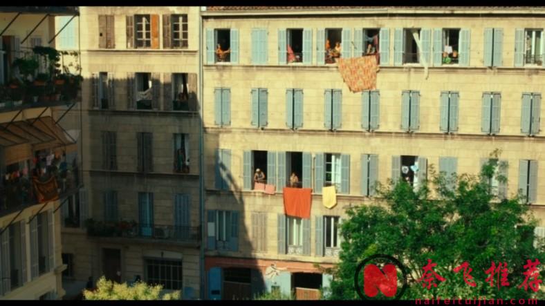 尺度引爭議，這戛納女性新作《陽臺上的女人們》終於來了！
