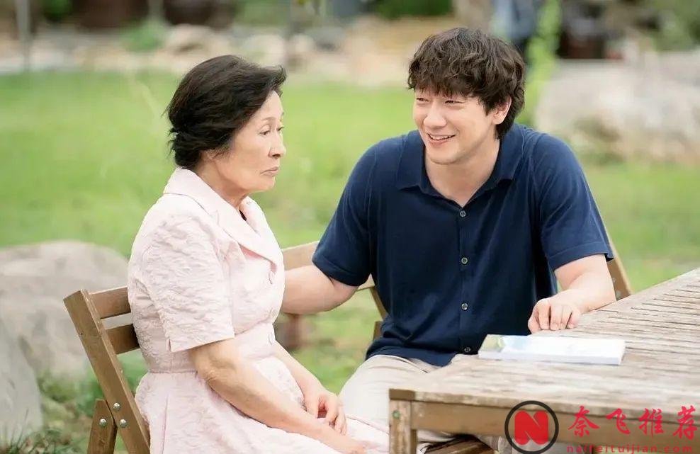 死后还能谈恋爱？80岁奶奶遇上30岁帅老公，这部韩剧《比天堂还美丽》让我笑着看哭了！