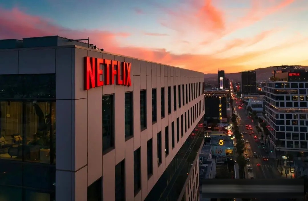 Netflix 三十部经典大尺度神剧盘点:从《纸牌屋》到《黑暗荣耀》