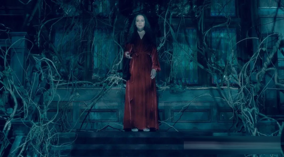 Netflix 三十部经典大尺度神剧盘点:从《纸牌屋》到《黑暗荣耀》