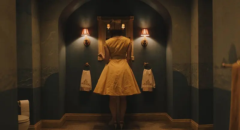 一部R級重口恐怖片《停屍房收藏/殯儀館收藏》，晚上看後勁不小