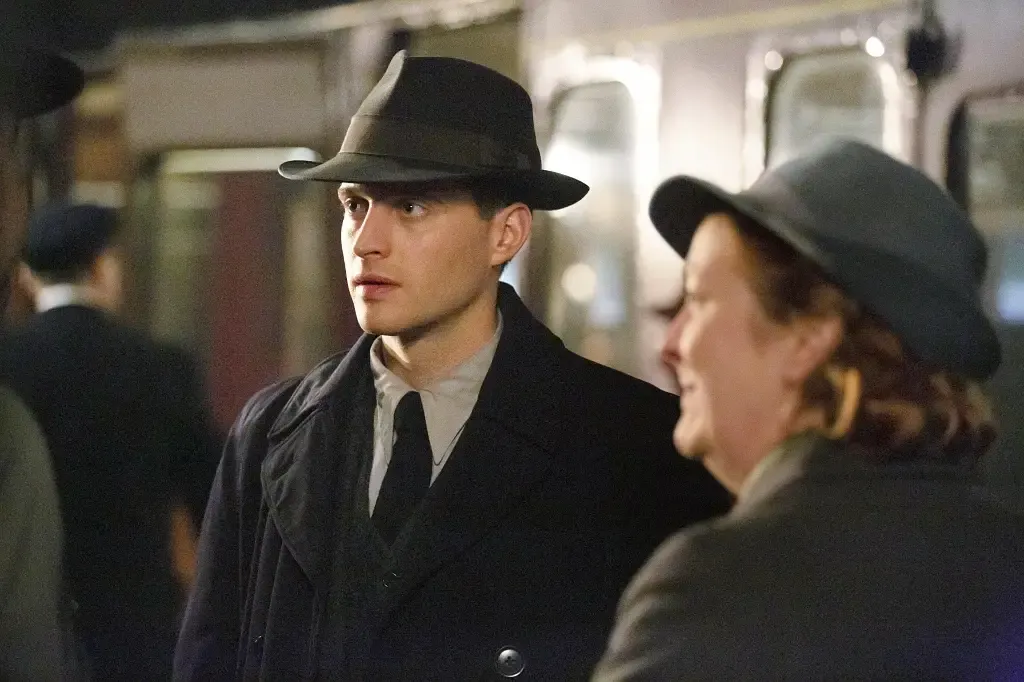 9.4分高分治愈系列英剧《万物生灵 第五季》如约与观众见面，曾创英电视台5年来最高收视纪录