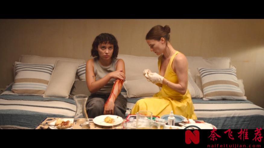 Netflix尺度新作《魅味/美味轉變》，看一名偽裝的女傭如何一步步蠶食一個富裕幸福的家庭！