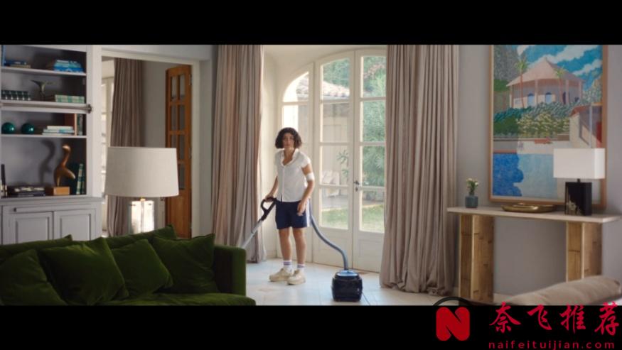 Netflix尺度新作《魅味/美味轉變》，看一名偽裝的女傭如何一步步蠶食一個富裕幸福的家庭！