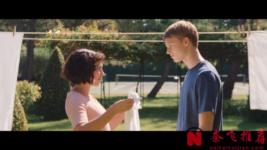 Netflix尺度新作《魅味/美味轉變》，看一名偽裝的女傭如何一步步蠶食一個富裕幸福的家庭！