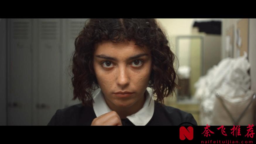 Netflix尺度新作《魅味/美味轉變》，看一名偽裝的女傭如何一步步蠶食一個富裕幸福的家庭！