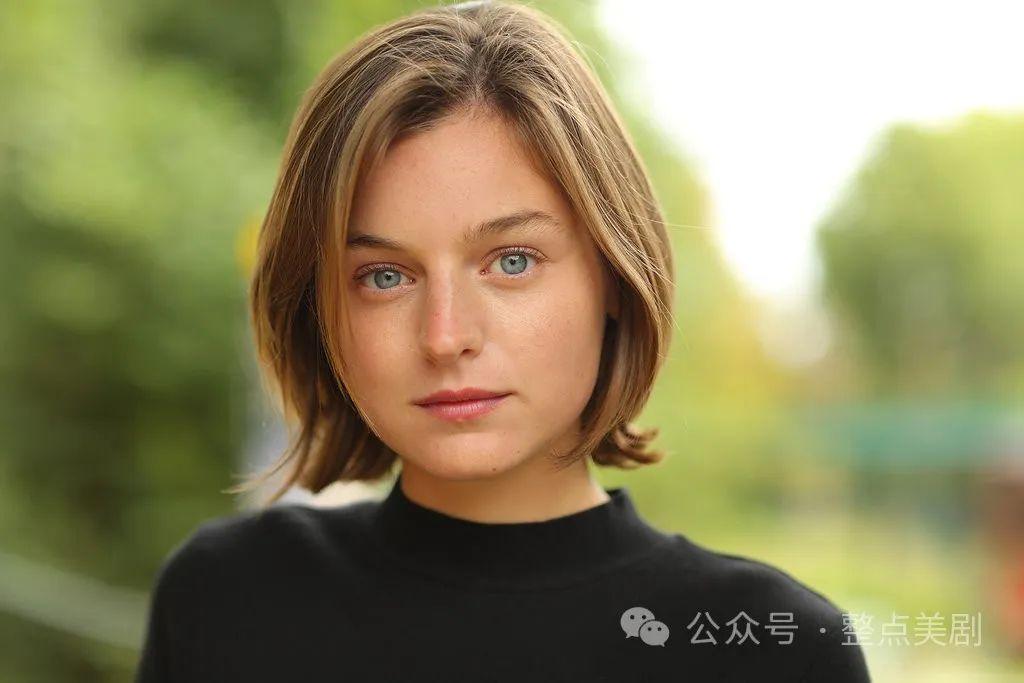 一集死一人，破案靠AI！这部大尺度神剧「世界尽头的一场谋杀」杀疯了！