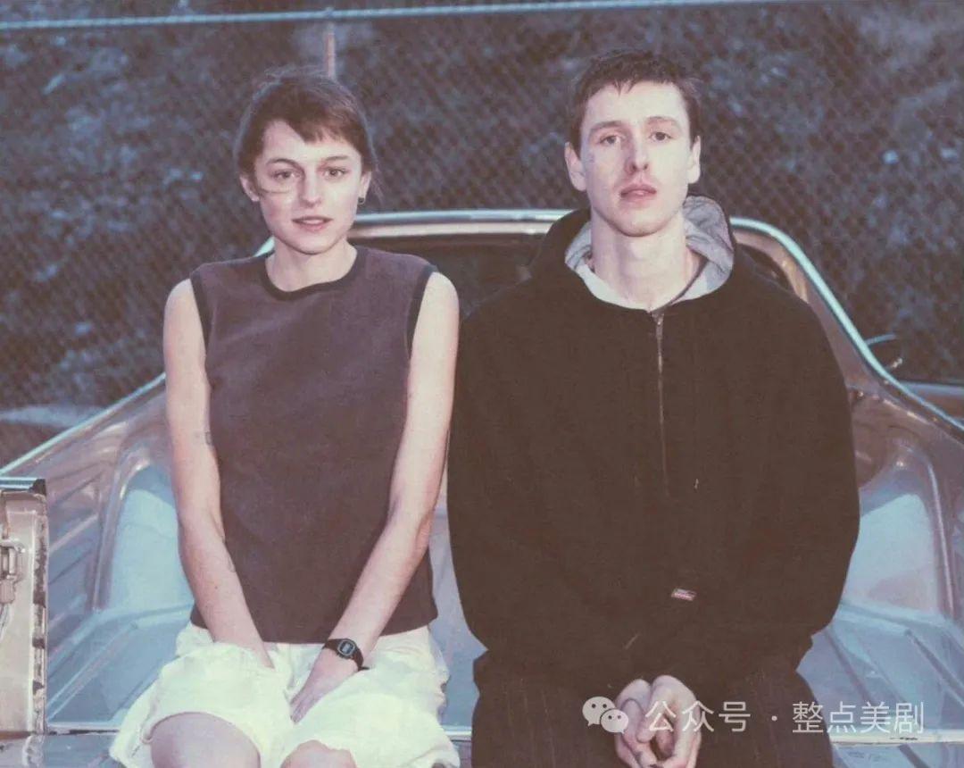 一集死一人，破案靠AI！这部大尺度神剧「世界尽头的一场谋杀」杀疯了！