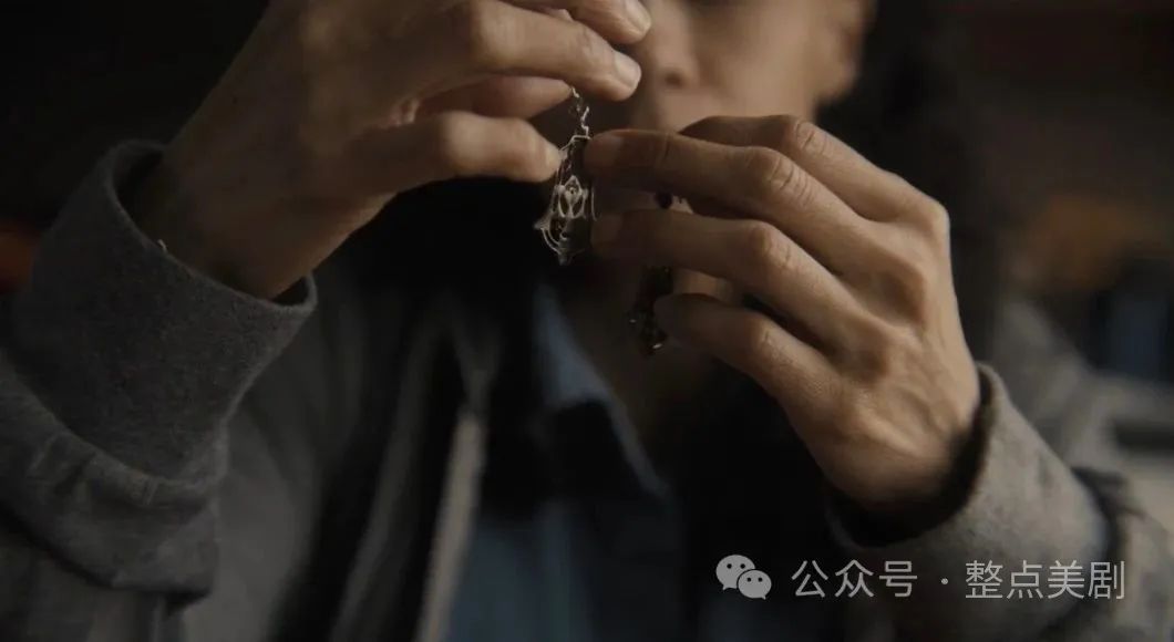 一集死一人，破案靠AI！这部大尺度神剧「世界尽头的一场谋杀」杀疯了！