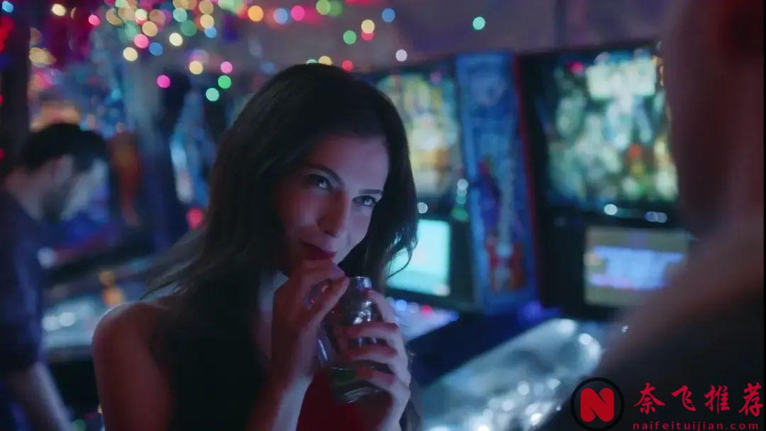 Netflix这部伦理题材短剧《绑定/亲密束缚》太有深度了，女主白天研究生，晚上变身“女王”！