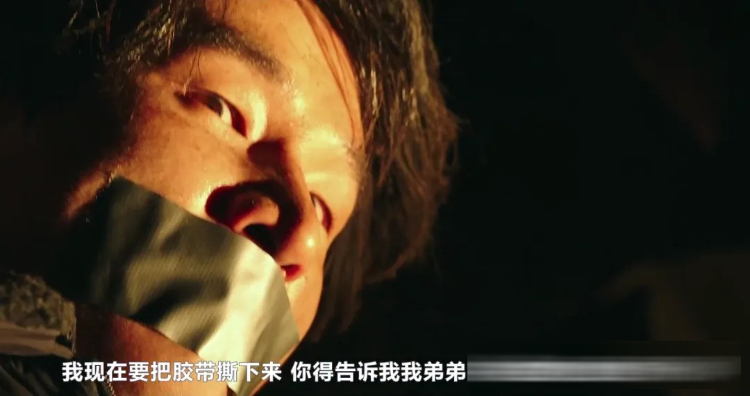 《白色轿车里的女人》:一桩雪地疑案背后,三个受伤女人的选择