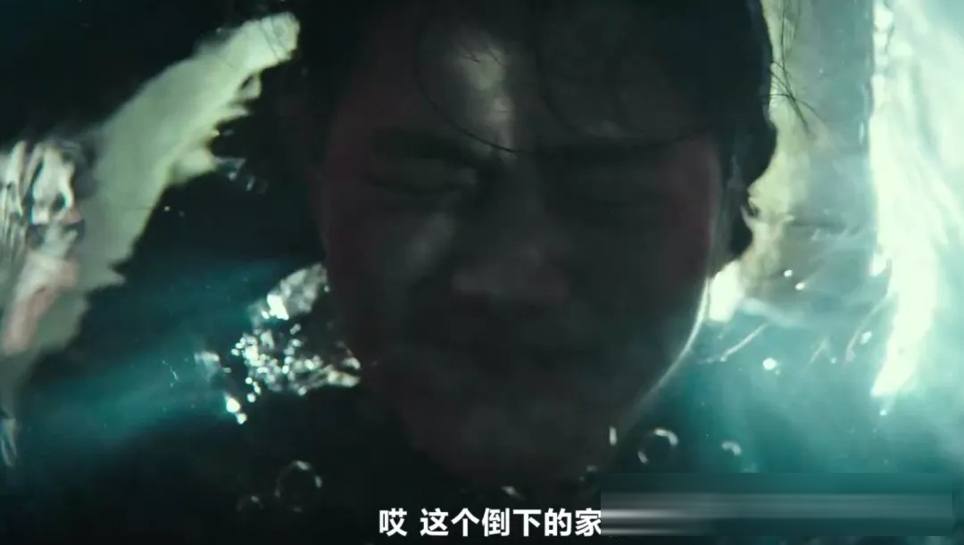 《白色轿车里的女人》:一桩雪地疑案背后,三个受伤女人的选择