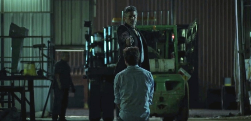 網飛IDMb上33萬人多人給的8.5分美劇「黑錢勝地 Ozark」，看著確實很帶勁！