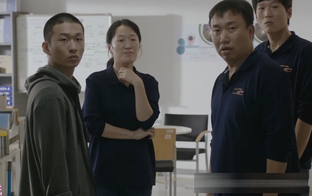 韓影《呼吸 / 窒息情慾(臺)》：綁架案的加害者與受害者，12年後在同一間公司重逢