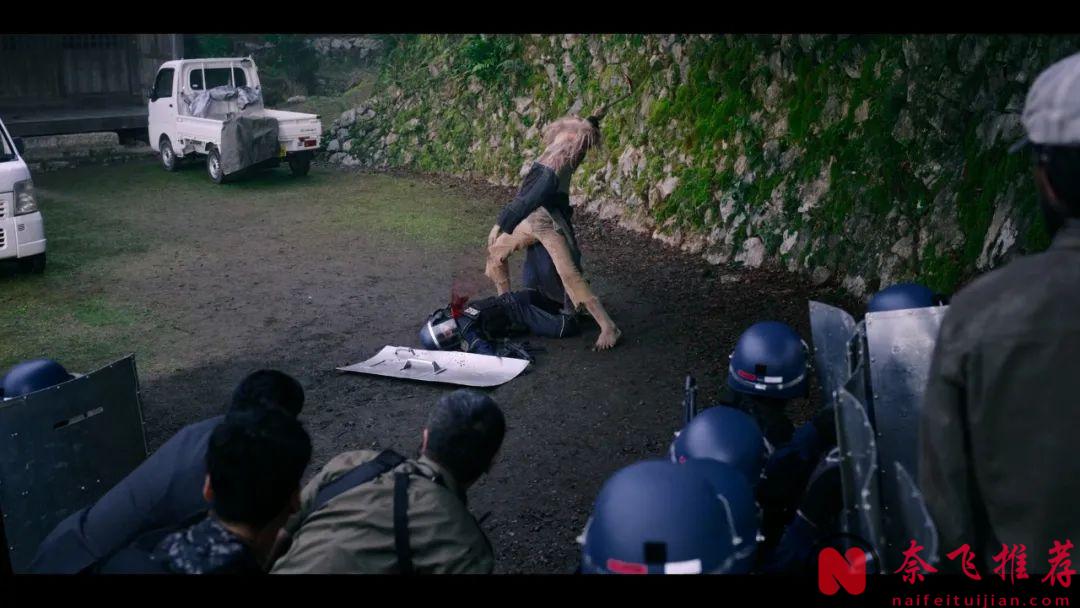 年度最生猛日劇《噬亡村 第2季》！村民團滅一支機動隊！！