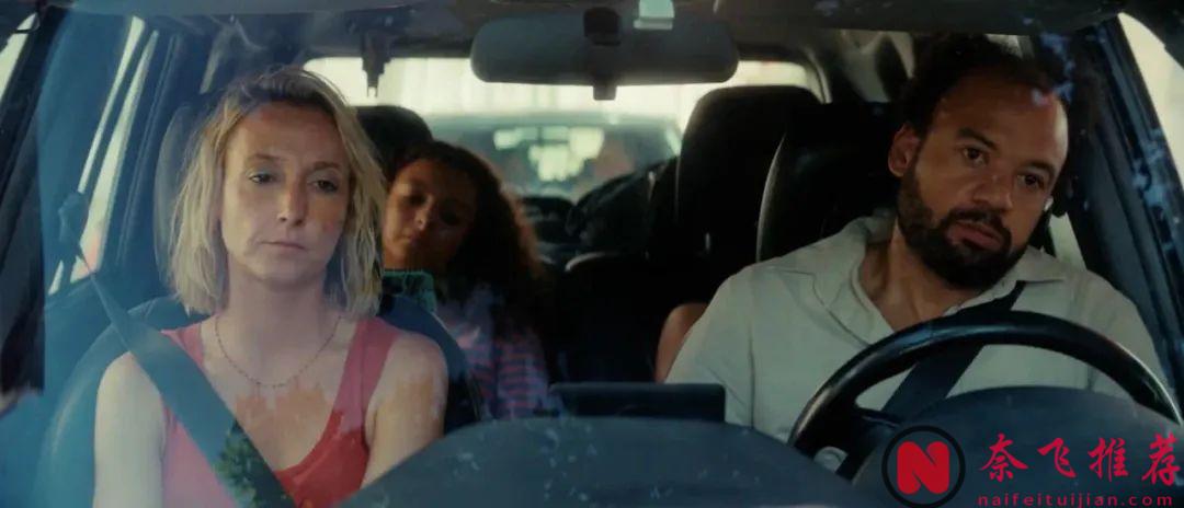 法國黑色喜劇《快樂贏家》用四個故事，講了四種被彩票毀掉的人生，超好看！