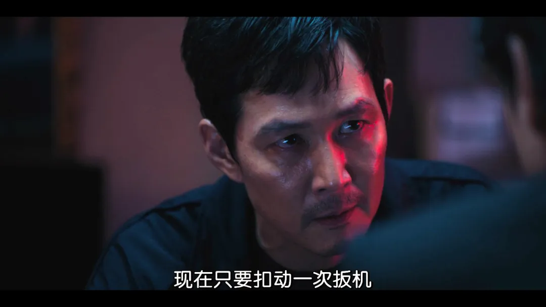 Netflix年度王炸韓劇《魷魚遊戲2》終於迴歸，將觀眾拉回了那個既殘酷又迷人的生死遊戲世界！