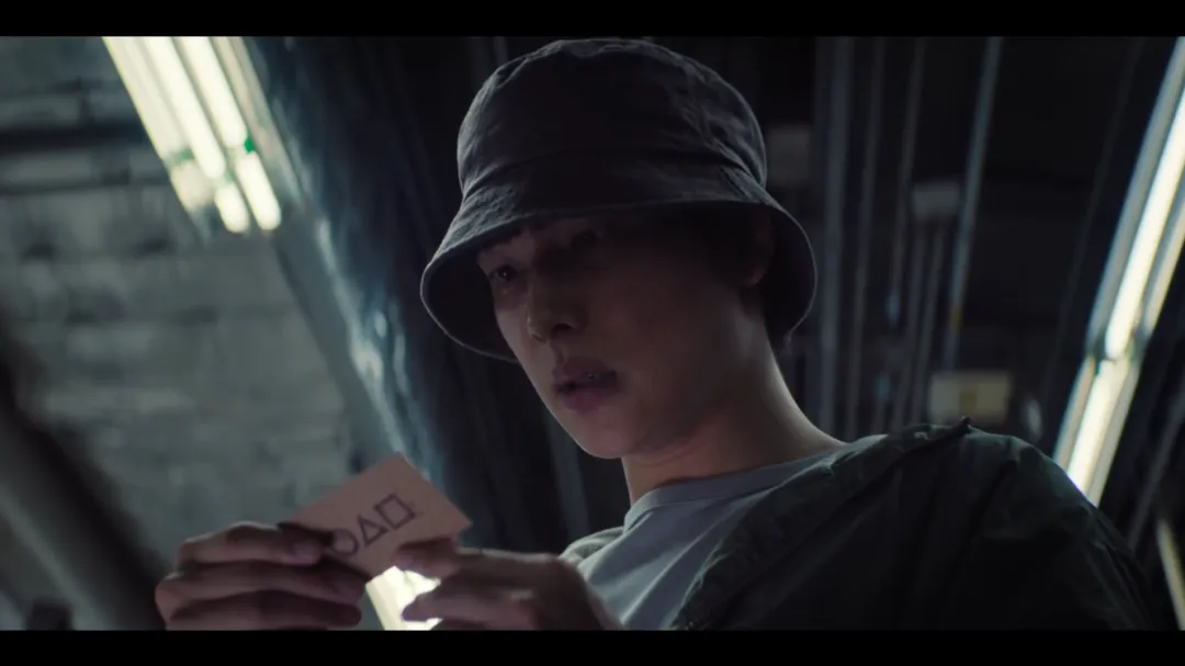 Netflix年度王炸韓劇《魷魚遊戲2》終於迴歸，將觀眾拉回了那個既殘酷又迷人的生死遊戲世界！