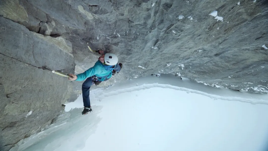 《登山家》：馬克·安德烈的徒手攀登傳奇，尋找生命的意義與自由