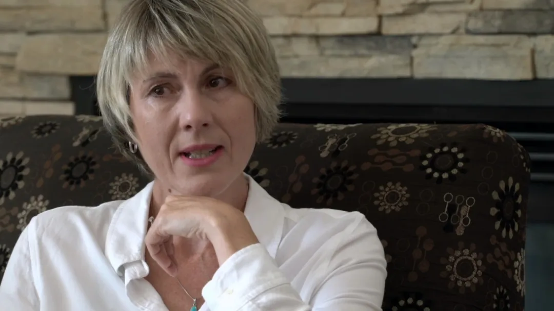 《登山家》：馬克·安德烈的徒手攀登傳奇，尋找生命的意義與自由