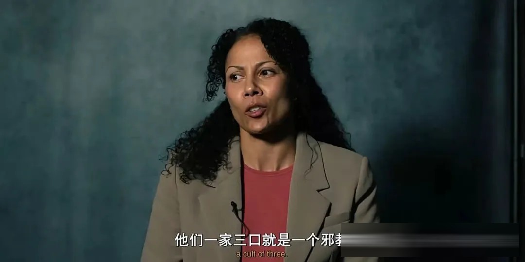 《魔女嘉莉》剧集版:家庭禁锢与校园霸凌,如何把少女逼成“怪物”