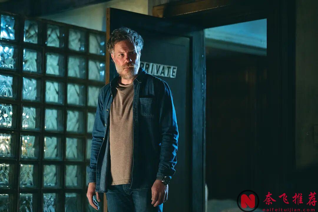 恐怖電影《詭屋驚魂/戰慄公寓/殺無舍/無人生還》偷渡女子租住廉價寄宿公寓，卻慘遭房東獻祭邪神！