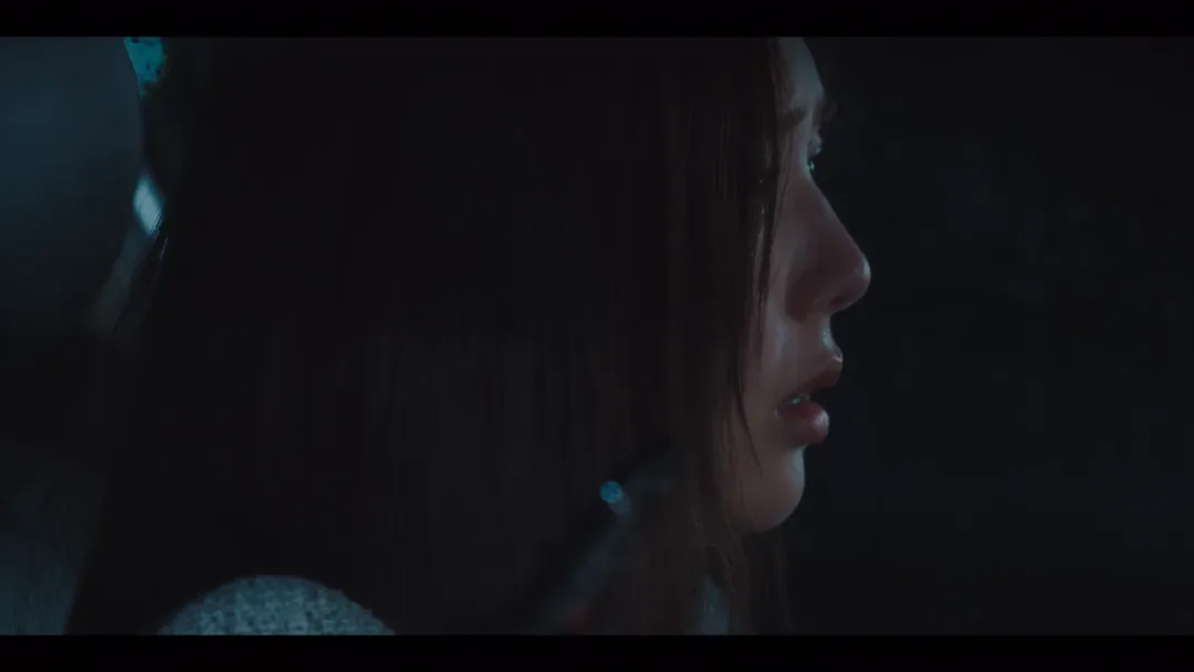 妻子绑架自己威胁丈夫？Netflix尺度狗血韩剧《现在拨打的电话》，神仙颜值不愧顶流！