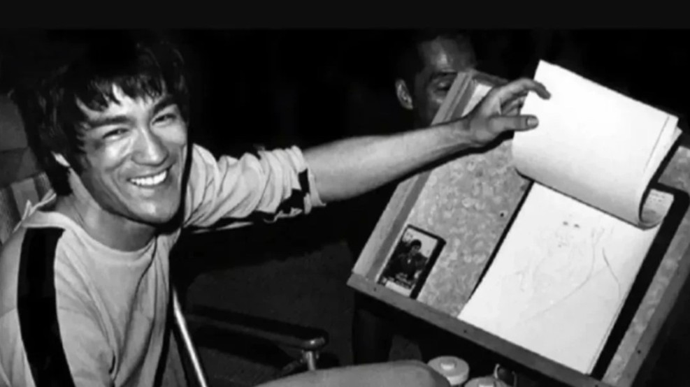 李小龍遺作改編的「戰士/龍戰士 / 唐人街戰士」真不愧為尺度炸裂動作爽片，9.2的高分實至名歸！