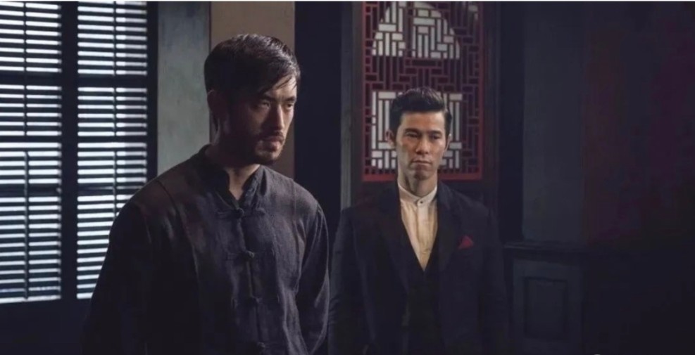 李小龍遺作改編的「戰士/龍戰士 / 唐人街戰士」真不愧為尺度炸裂動作爽片，9.2的高分實至名歸！